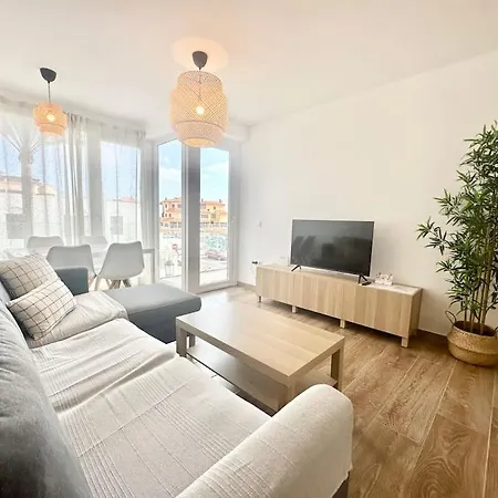 Daire El Queque Sea View 2 Bedroom 2desks And Balcony *