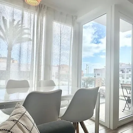 El Queque Sea View 2 Bedroom 2desks And Balcony Apartment