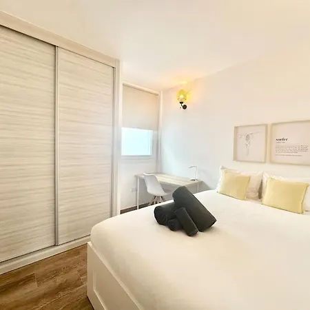 El Queque Sea View 2 Bedroom 2desks And Balcony Apartment